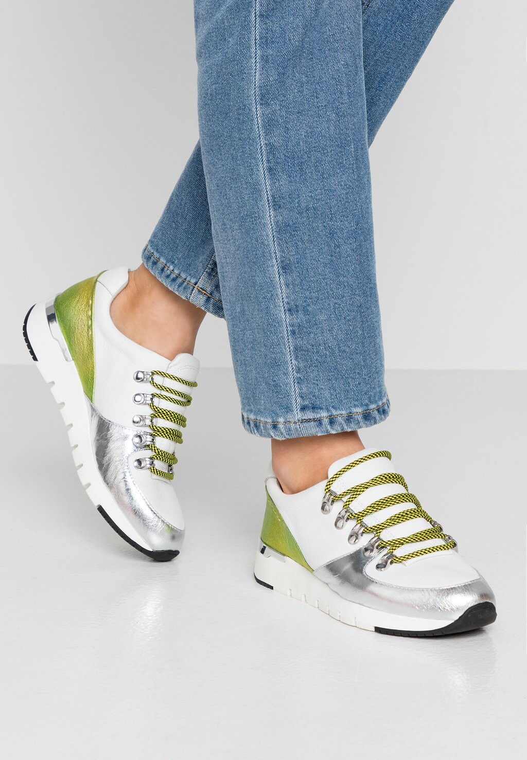 Низкие кеды Caprice, цвет white/lime