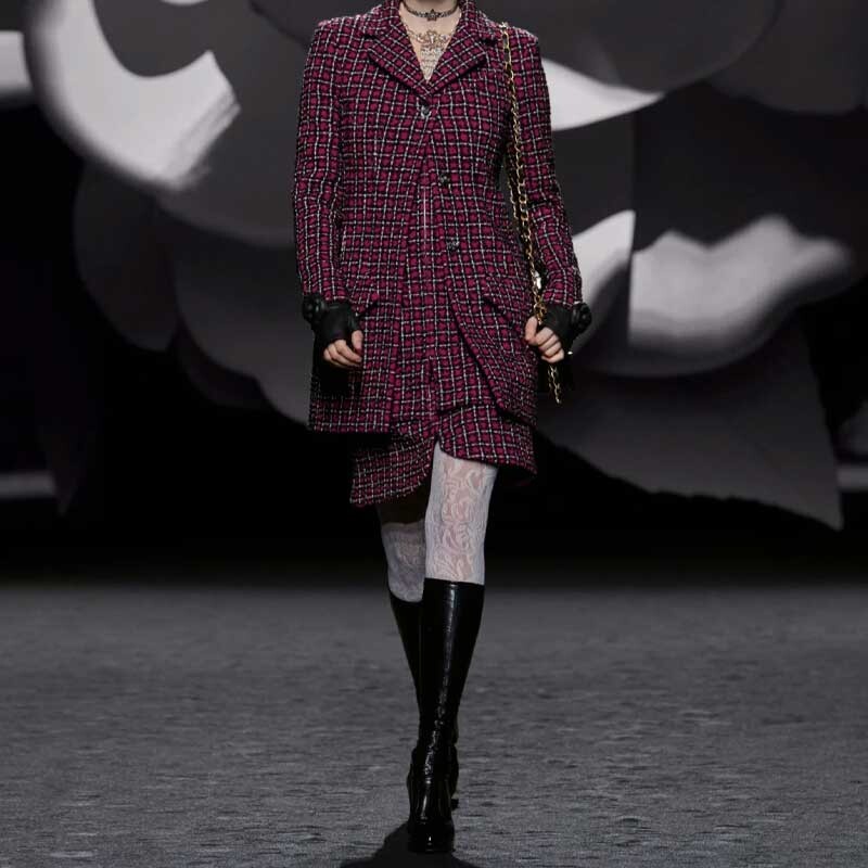 

Платье женское Chanel без рукавов, красный
