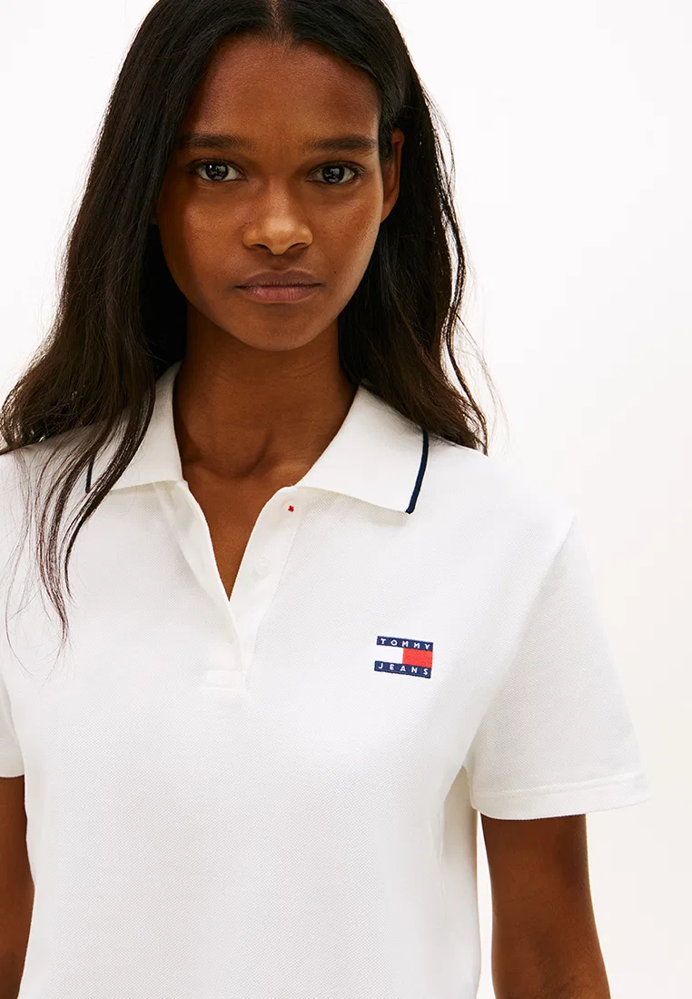 Поло с коротким рукавом, с нашивкой, Tommy Jeans Tommy Hilfiger, экрю/мультиколор — фото 3