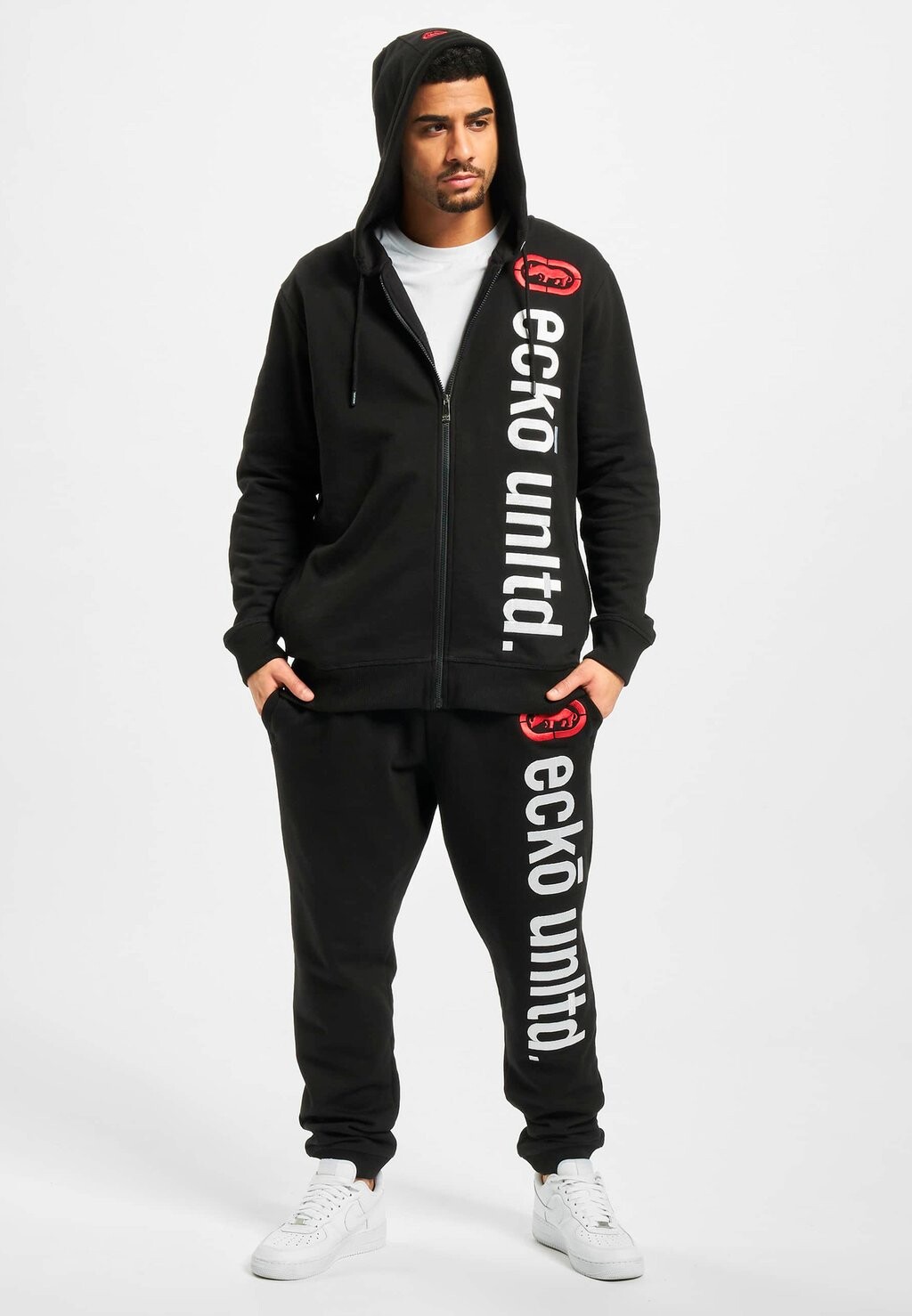 

Спортивный костюм SET ecko unltd., цвет black
