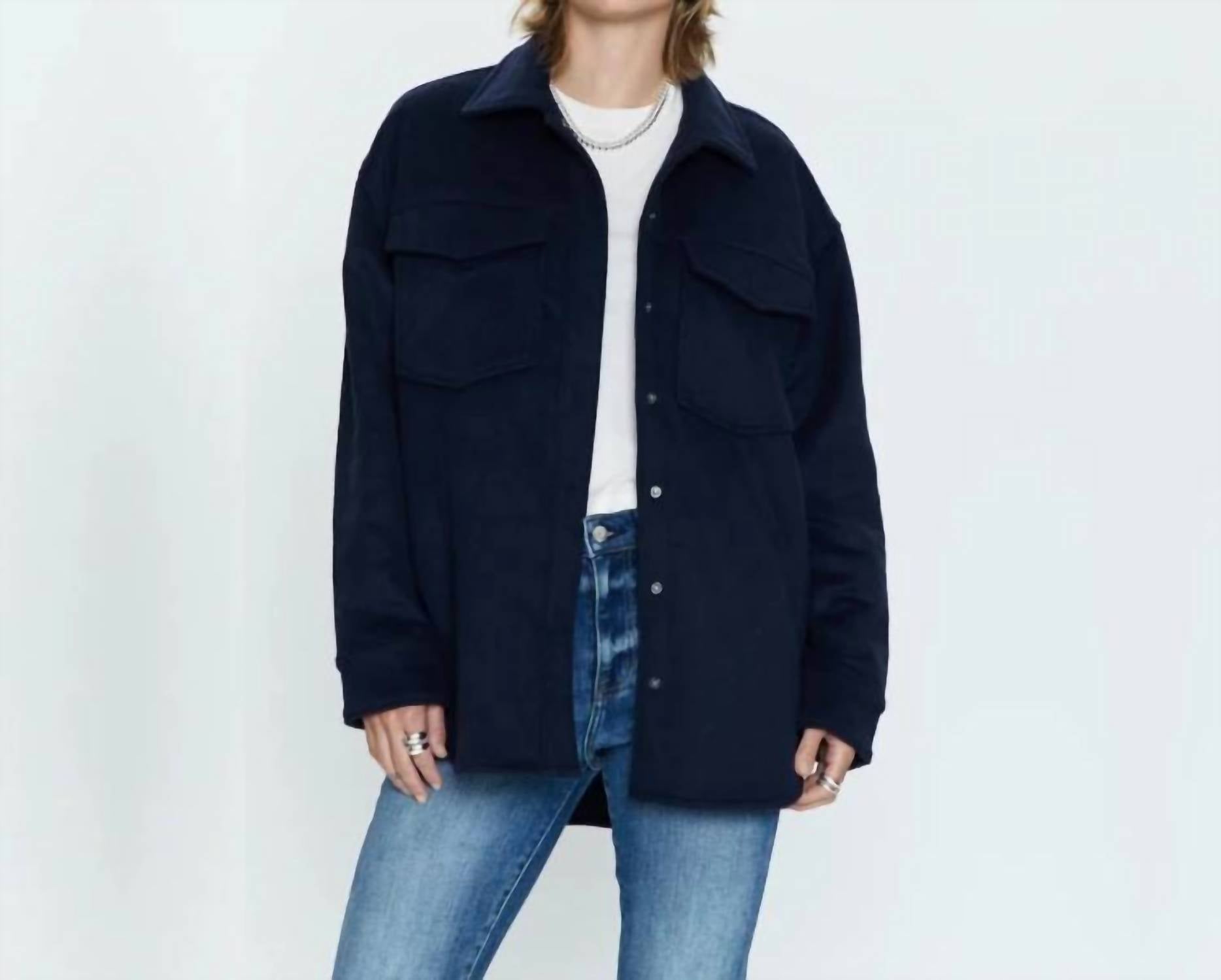 

Куртка-рубашка Mandy свободного кроя в цвете Navy Sky PISTOLA