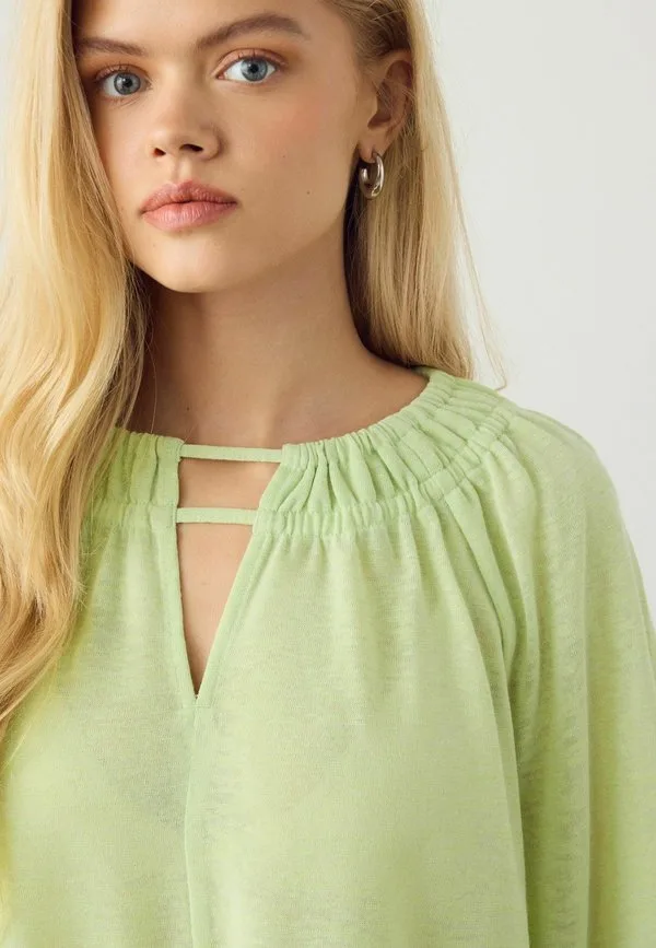 Топ с длинными рукавами и вырезом-лодочкой, стандартного кроя Next, Sage Green — фото 3