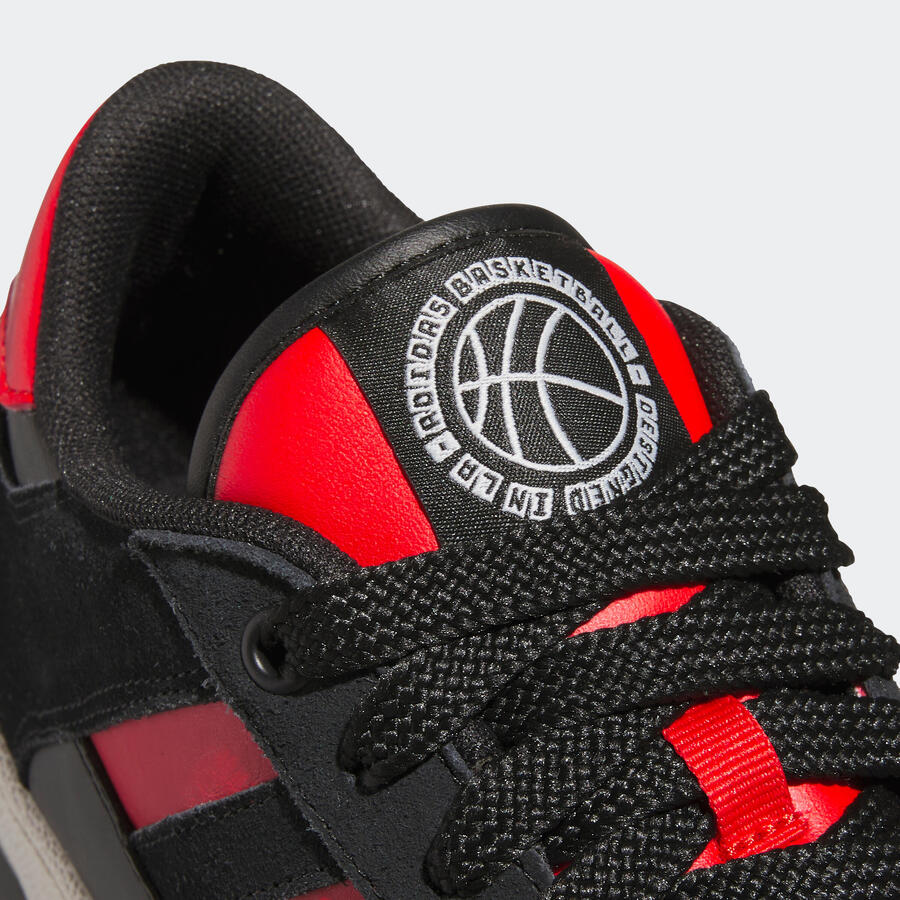 Кроссовки мужские ADIDAS - Rapid Court Low чёрно-красные — фото 4