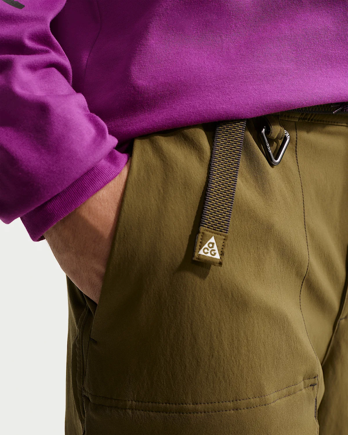 Мужские штаны карго на молнии Nike ACG "Smith Summit", Olive Flak/Anthracite/Summit White — фото 4