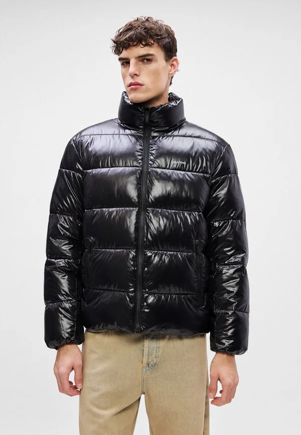 Глянцевая зимняя куртка-пуховик с канавками Calvin Klein, Black — фото 3