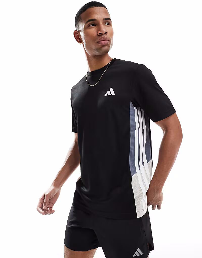 

Футболка Adidas Training Essentials с тремя полосками в черно-серой гамме