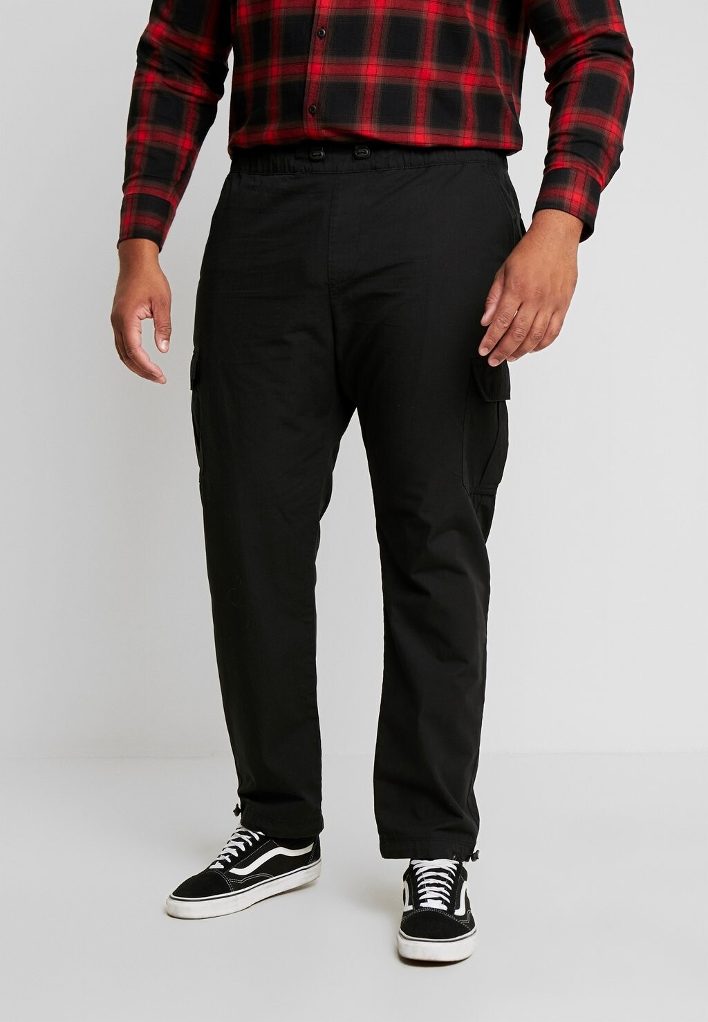 

Брюки карго RIPSTOP PANTS Urban Classics, черный