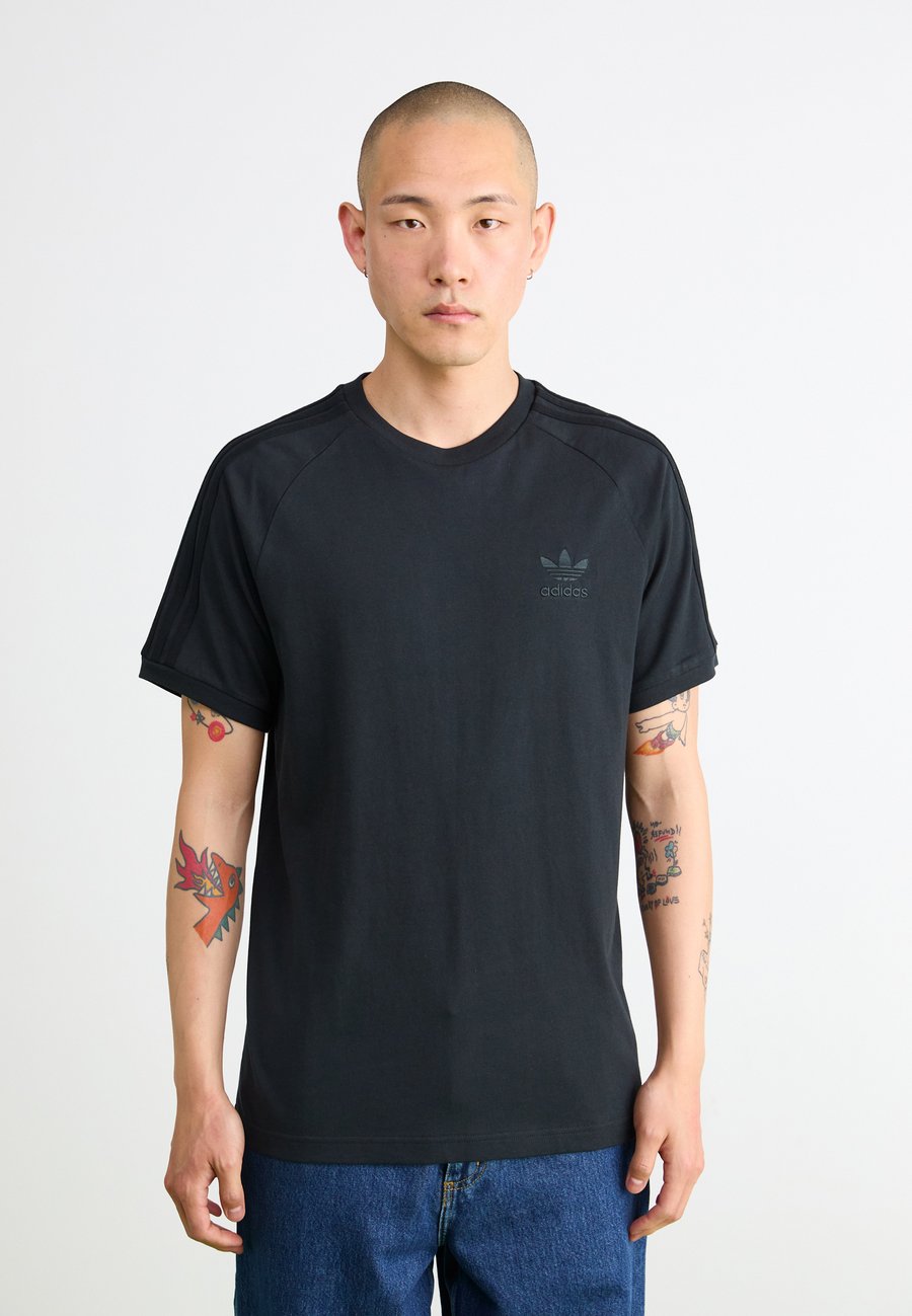 

Футболка Adidas Originals STRIPES TEE, Black/Black/Black, Черный, Футболка Adidas Originals STRIPES TEE, Black/Black/Black