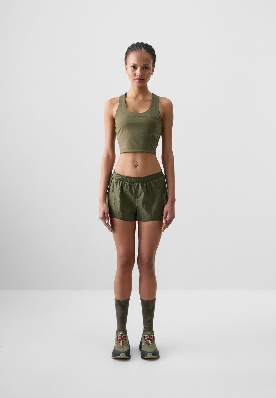 Спортивные шорты Adidas Performance ADI365 HERMANOS KOUMORI 2IN1 SHORT, Olive Strata/Khaki — фото 2