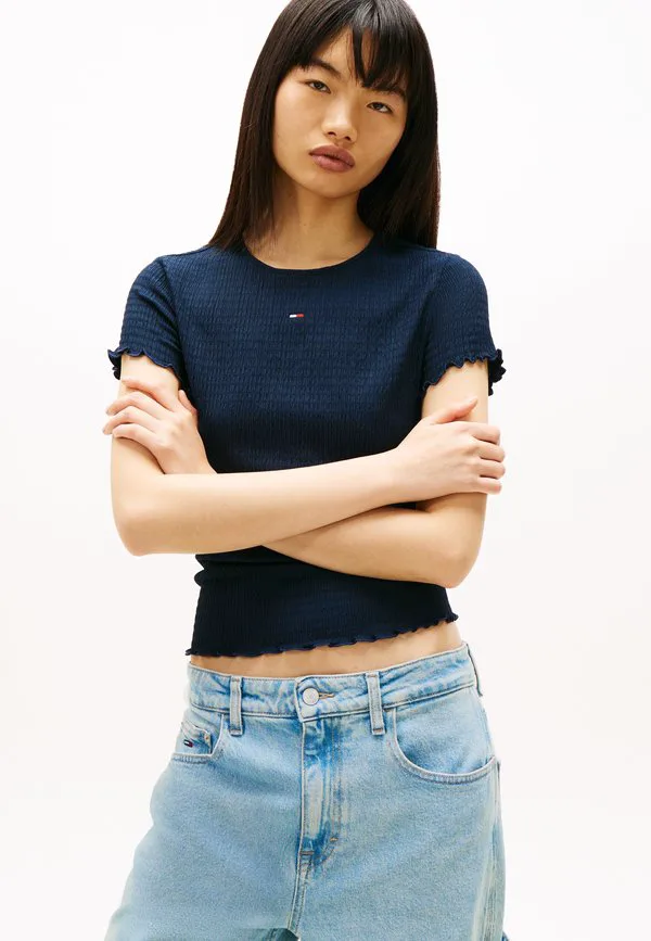 

Облегающая футболка из сирсакера, базовая футболка Tommy Jeans, Dark Night Navy, Синий, Облегающая футболка из сирсакера, базовая футболка Tommy Jeans, Dark Night Navy