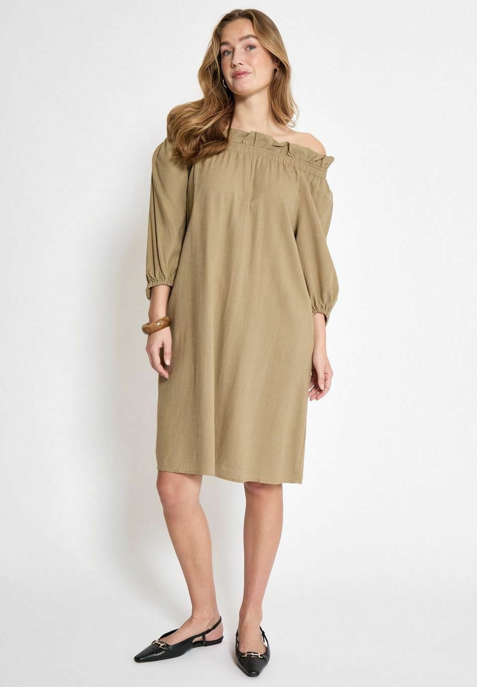 

Повседневное платье ANE OFFSHOULDER PEPPERCORN, бежевый