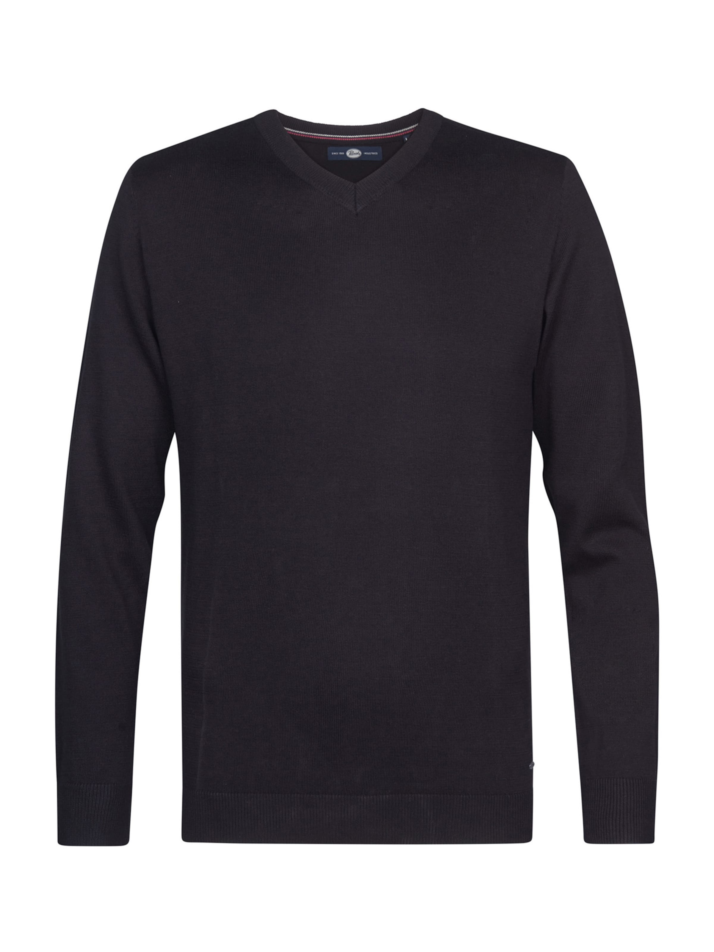 

Petrol Industries Свитер в черном цвете