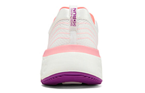 Кроссовки max cushioning delta 'white pink purple' Skechers, белый — фото 4