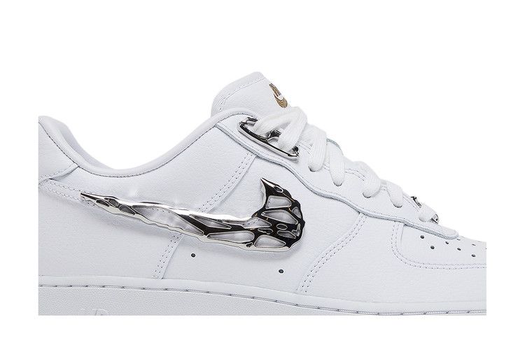 Кроссовки Nike Air Force 1 '07 Premium 'Molten Metal Swoosh Pack - Chrome', белый — фото 3