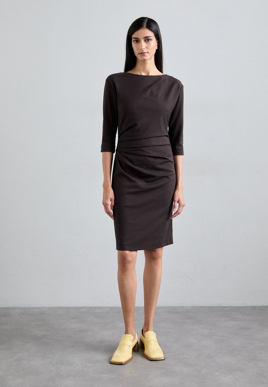 

Платье Tiger of Sweden IZZA, Triumph Steel/Grey