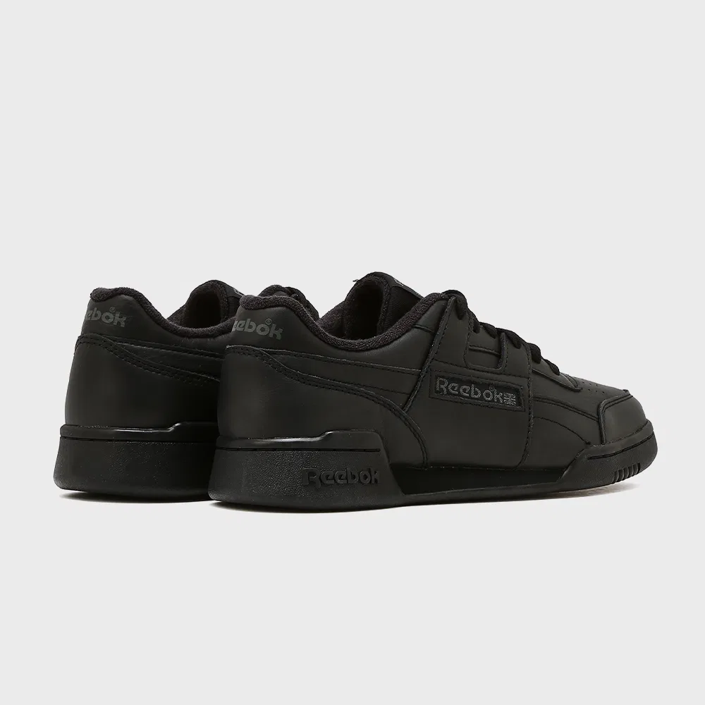 Мужские чёрные кроссовки Workout Plus Triple Black от Reebok — фото 3