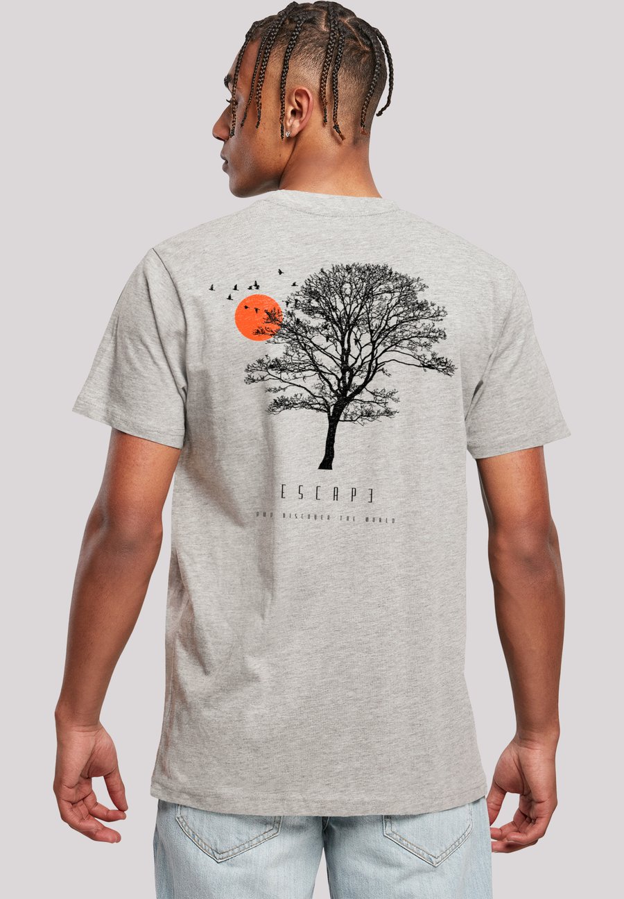 

Футболка F4NT4STIC ESCAPE DISCOVER THE WORLD TREE BIRDS, Heather Grey/Grey, Серый, Футболка F4NT4STIC ESCAPE DISCOVER THE WORLD TREE BIRDS, Heather Grey/Grey