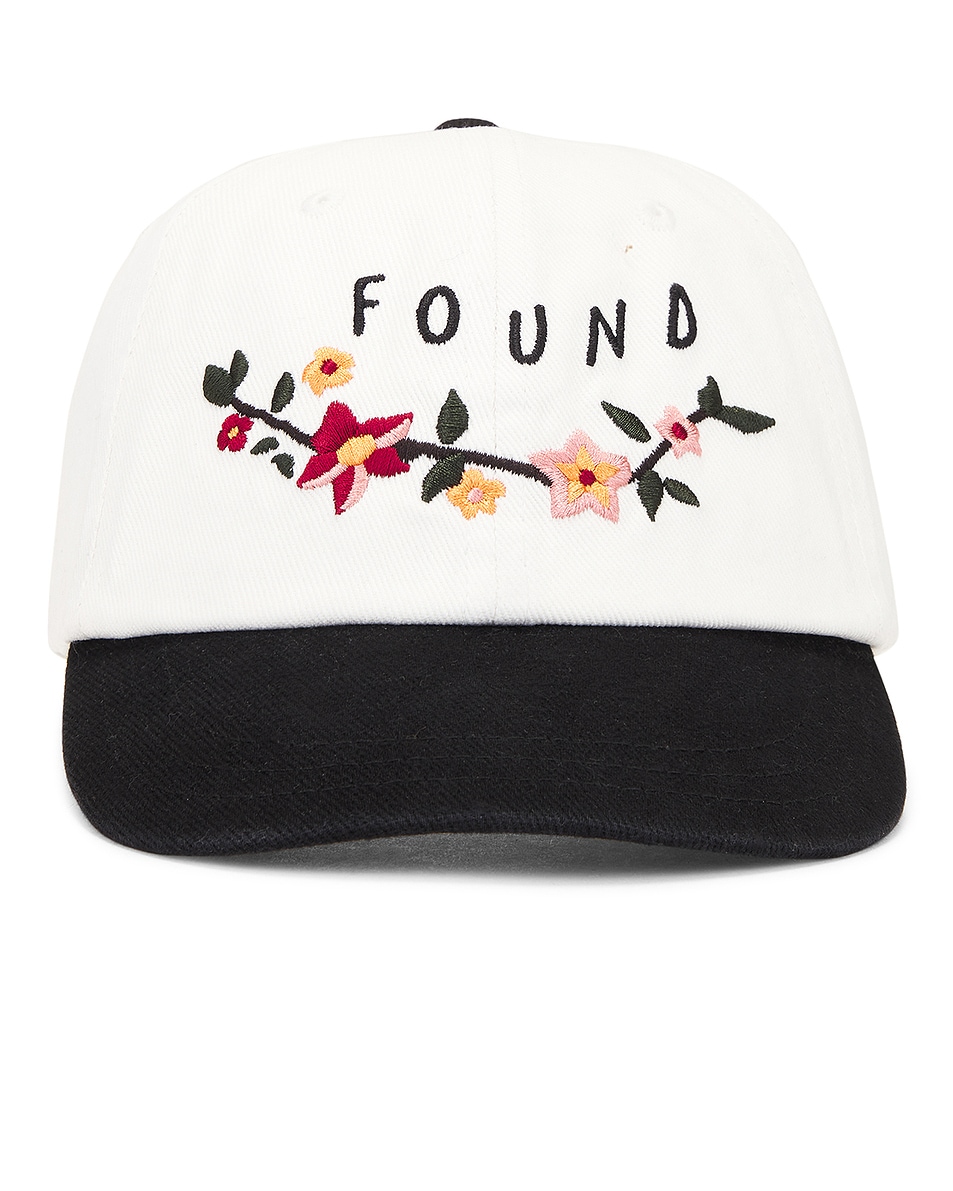 

Шапка Found, кремовый/черный