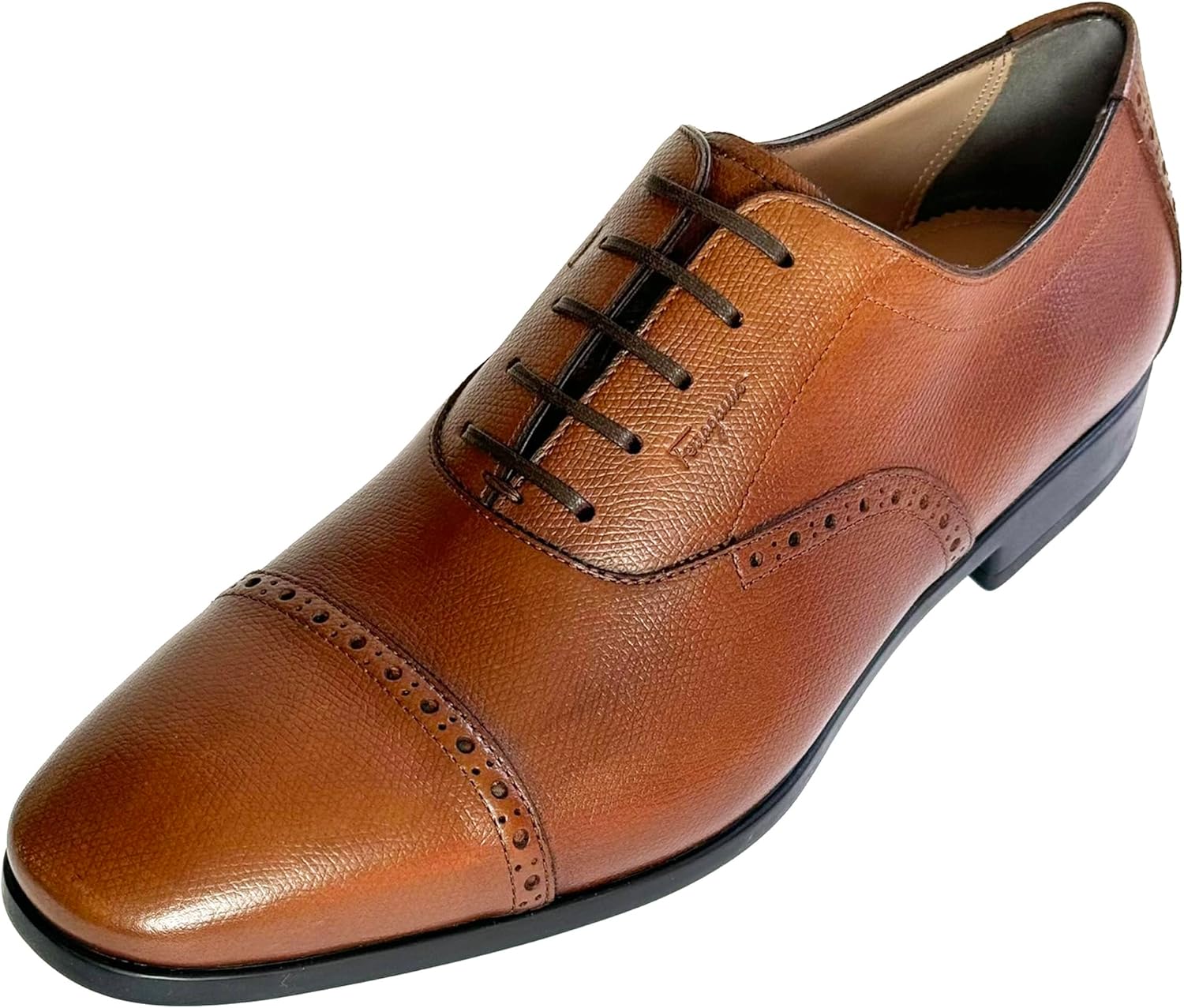 

Мужские туфли оксфорды Ferragamo Riley из коричневой кожи с фирменным тиснением и носком кап-toe (Salvatore)