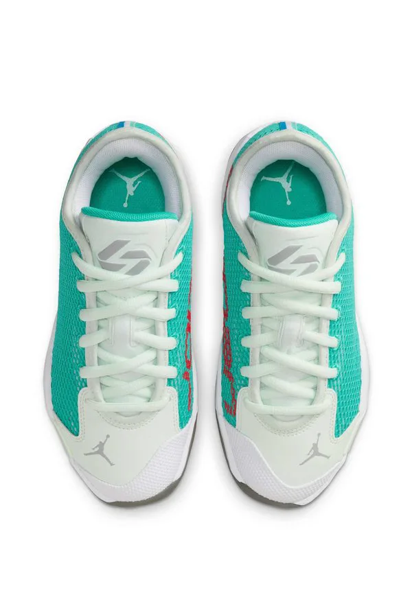 Старые баскетбольные кроссовки luka 77 love letter Jordan, Barely Green Washed Teal Chile Red Barely Green — фото 3