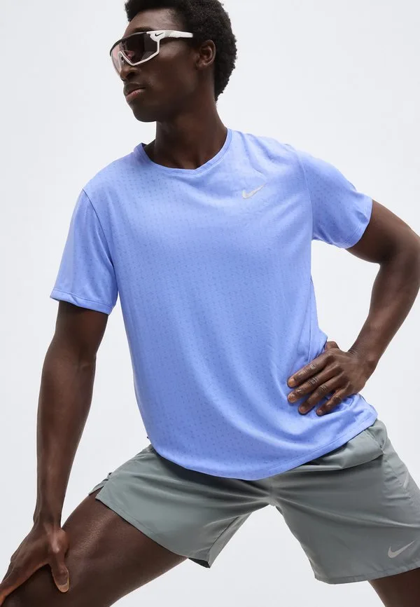 Спортивная футболка breathe miler Nike Performance, Royal Pulse — фото 4