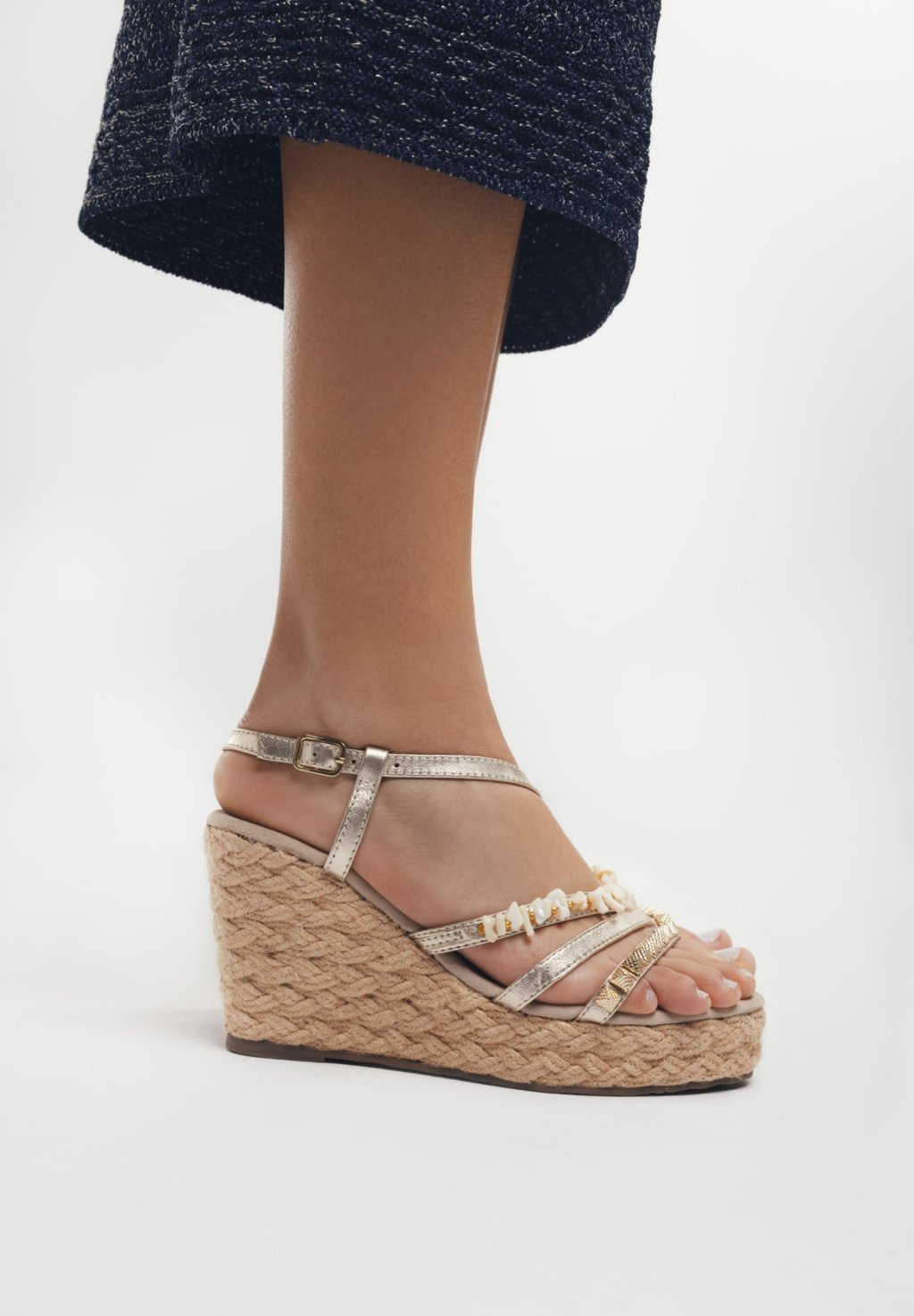 Босоножки на танкетке ZOLA - Espadrilles Gioseppo, золотой