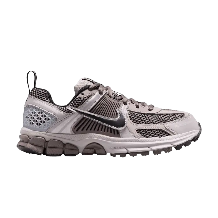 

Кроссовки Nike Vomero 5 GS, College Grey Cave Stone