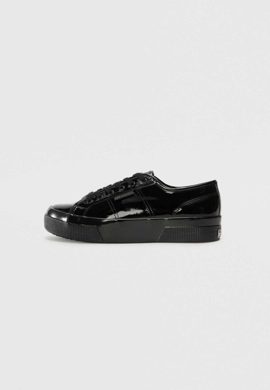 

Кроссовки 2740 UNISEX Superga, черный