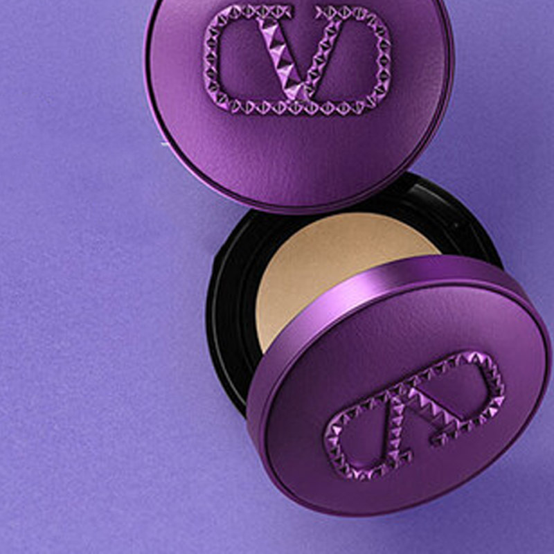 Valentino Wilderness Purple Limited тональная основа-подушечка dewy, не забивает поры, 12 г — фото 3