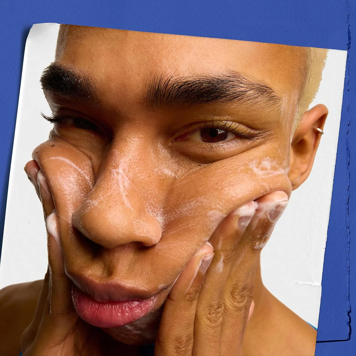 Гель для умывания Kiehl's — Facial Fuel, освежающий и бодрящий, для мужчин, с кофеином, витамином Е и ментолом. Не, 500 мл — фото 3
