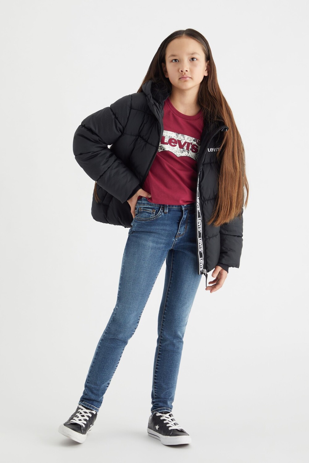 

Стеганое пуховое пальто с капюшоном и логотипом Levi'S, черный