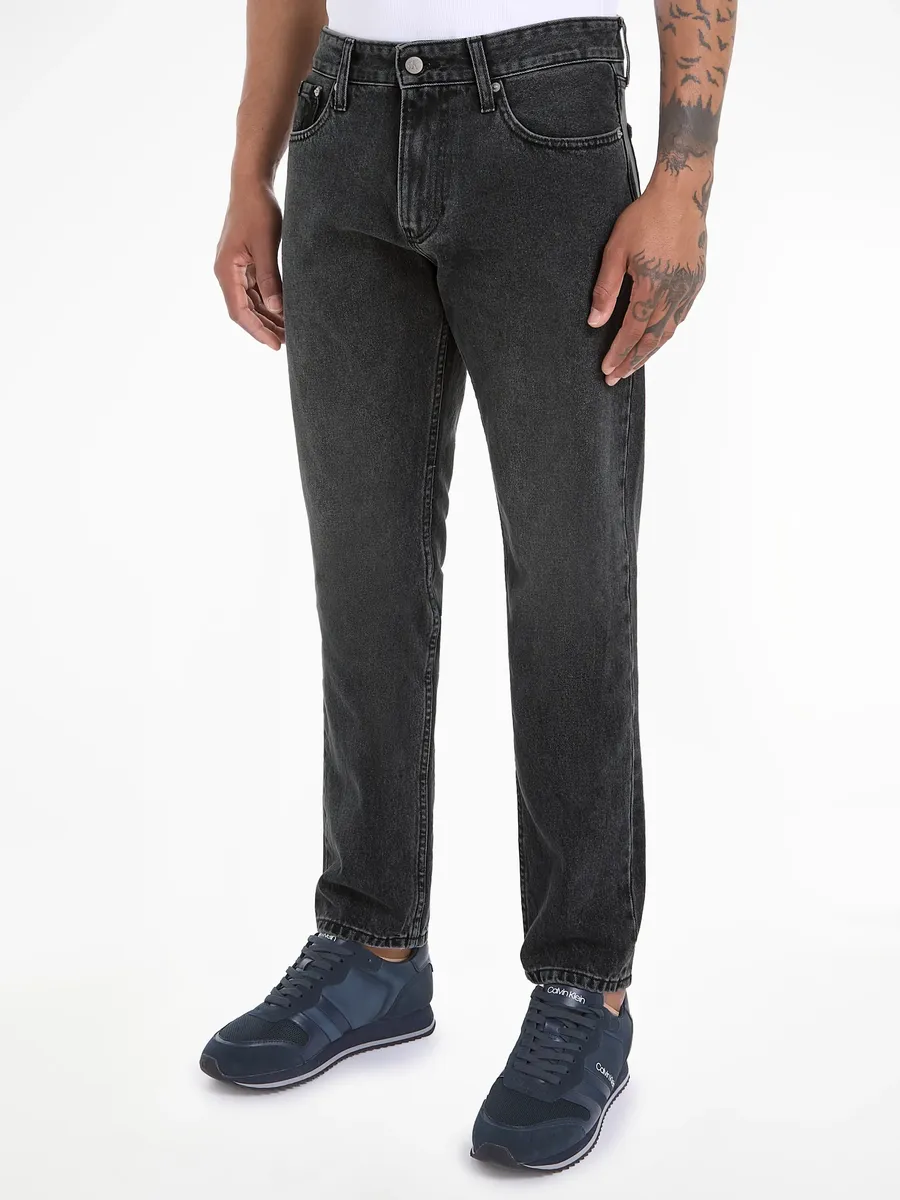 

Прямые джинсы Calvin Klein Jeans "AUTHENTIC STRAIGHT", с 5 карманами, черный