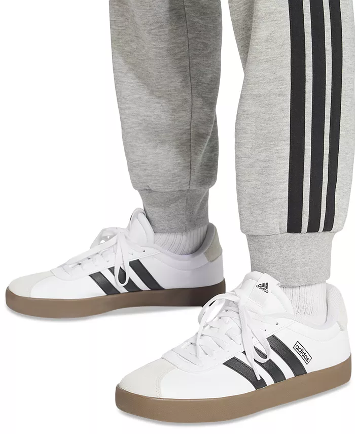 Мужские базовые джоггеры Regular-Fit с флисом и 3 полосками Adidas, серый — фото 3