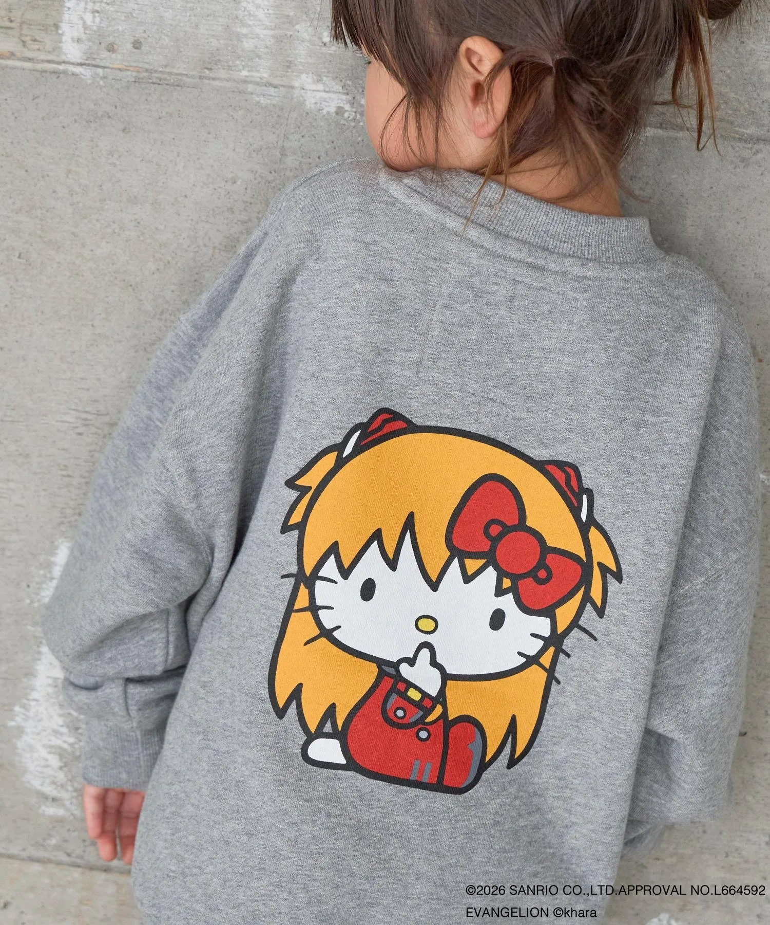Детская толстовка-пуловер [EVA x HELLO KITTY]. Lowrys Farm, Asuka (15)