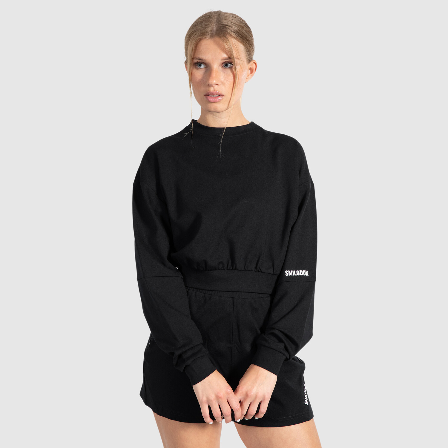 

Толстовка SMILODOX Crop Althea, черный