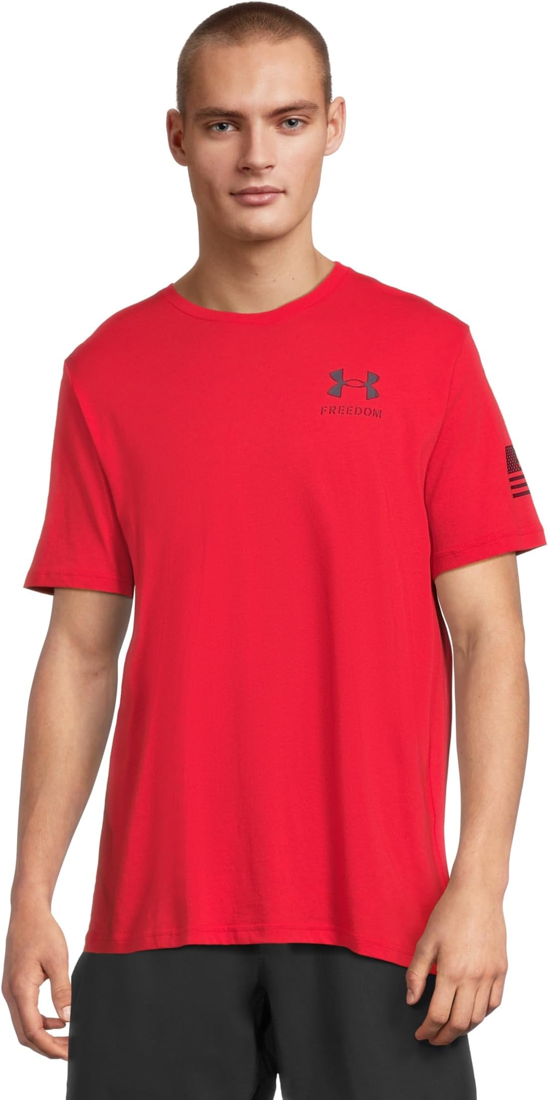 

Футболка Under Armour New Freedom Flag T-Shirt, цвет Red/Midnight Navy