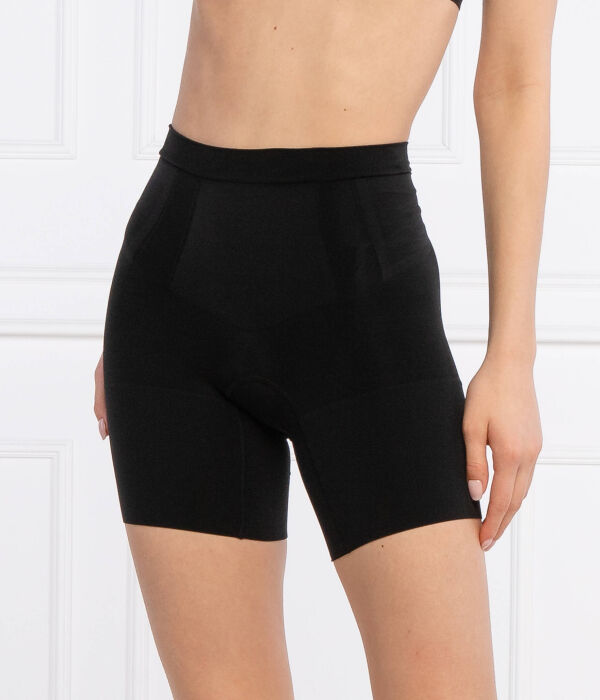 

Шорты женские Spanx Oncore облегающего кроя до середины бедра, черный