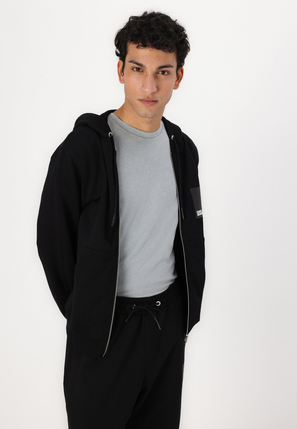 

Спортивные брюки TONAL LOGO Karl Lagerfeld Jeans, черный