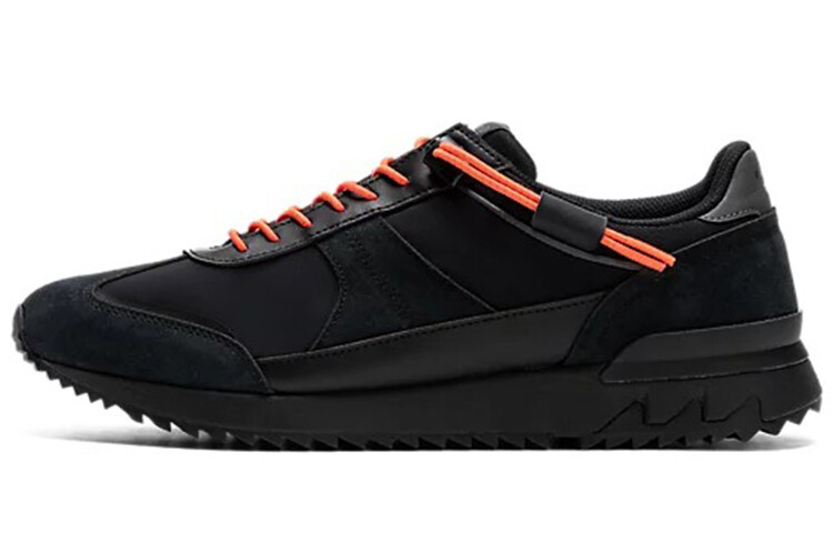 

Onitsuka Tiger Tracer EX Lifestyle Shoes Men Low-top Black