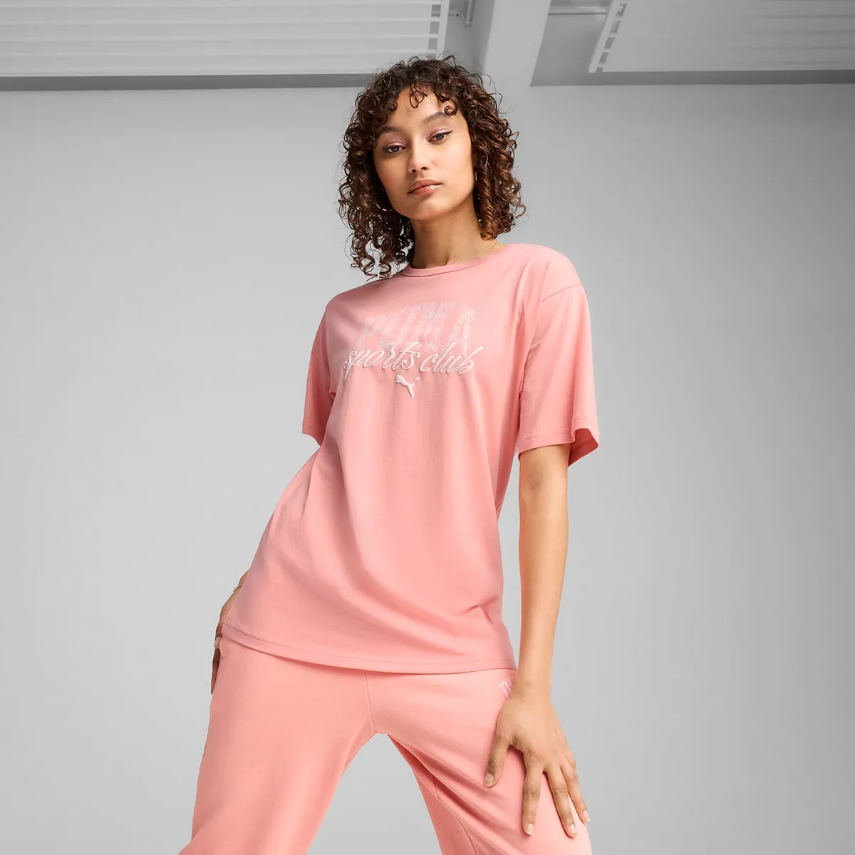 

Женская футболка PUMA CLASS Relaxed Tee Puma, розовый
