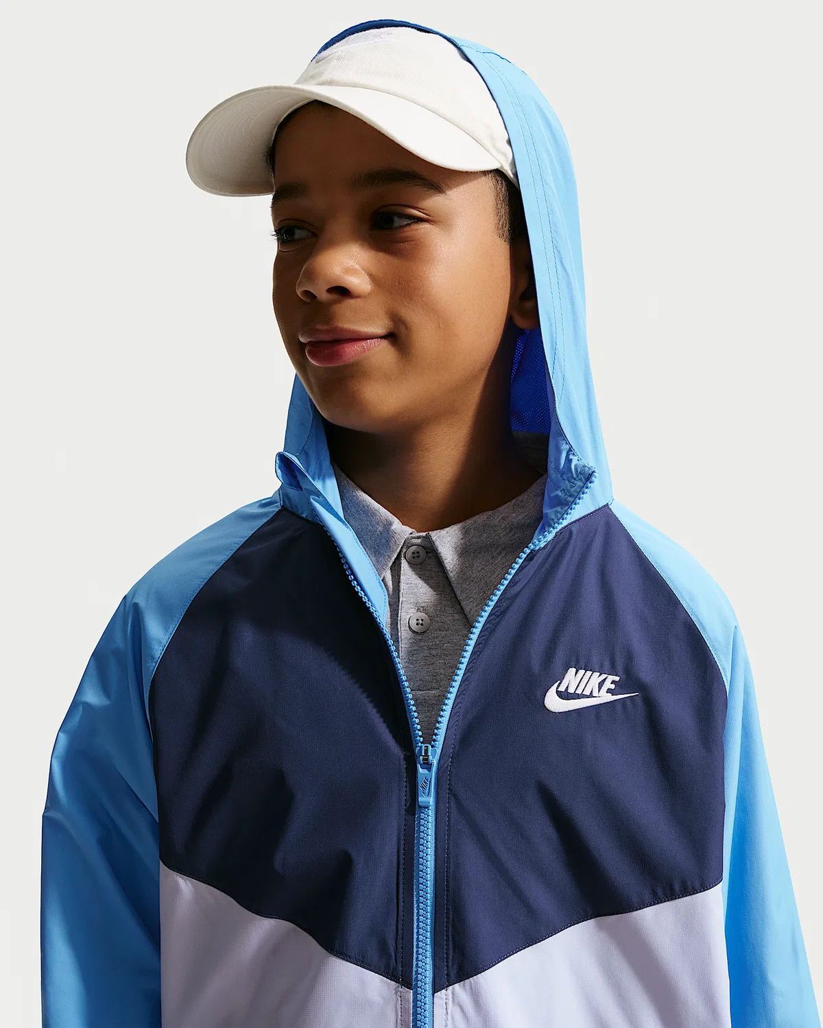 Детская куртка с капюшоном Nike Sportswear Windrunner Repel, University Blue/Ghost/Midnight Navy/White — фото 3