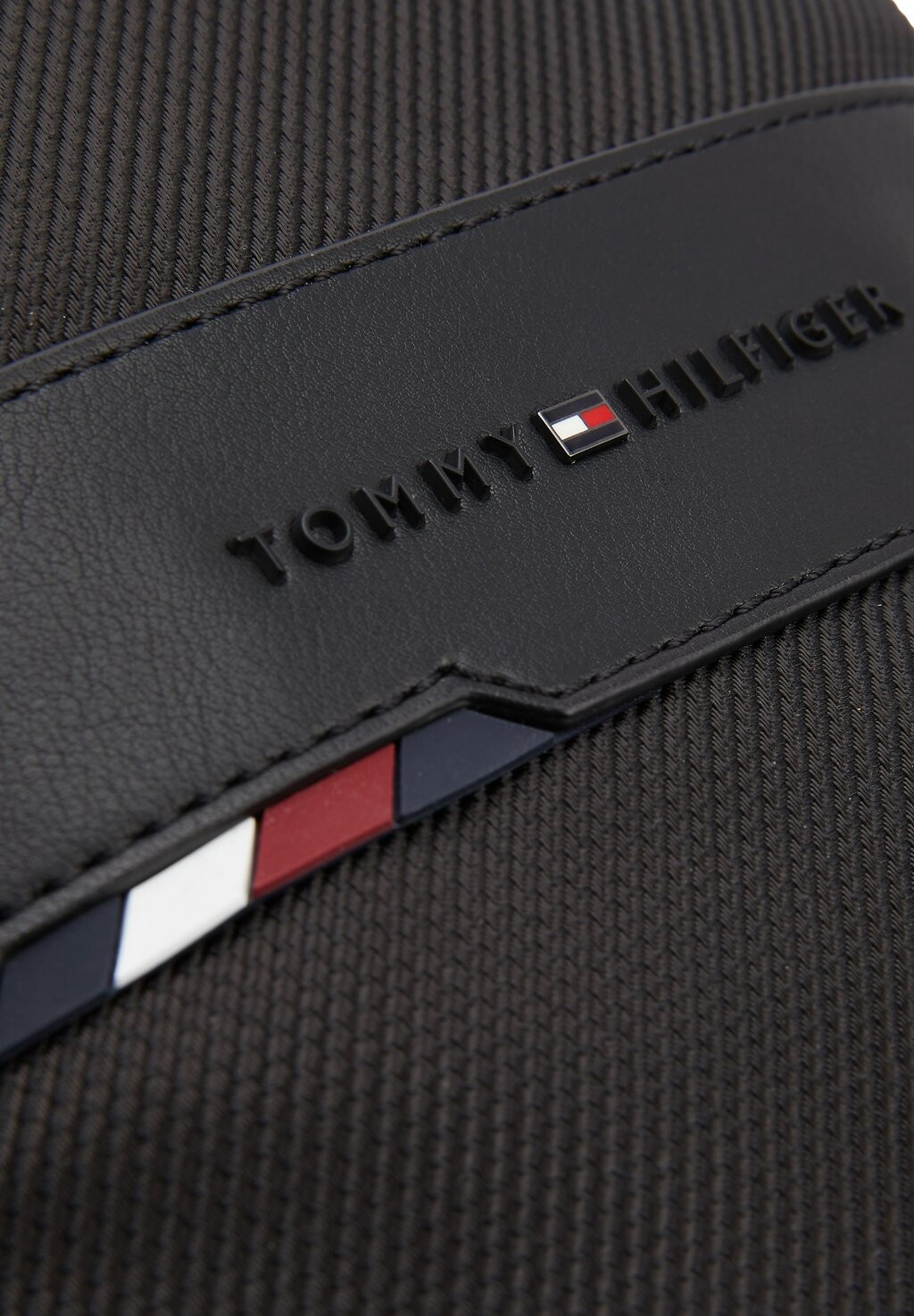 

Сумка через плечо Mini Reporter Unisex Tommy Hilfiger, черная