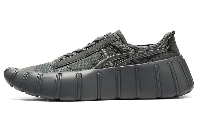 

Кроссовки мужские Gigatia Low-top черные/серые Onitsuka Tiger, Черный, Кроссовки мужские Gigatia Low-top черные/серые Onitsuka Tiger