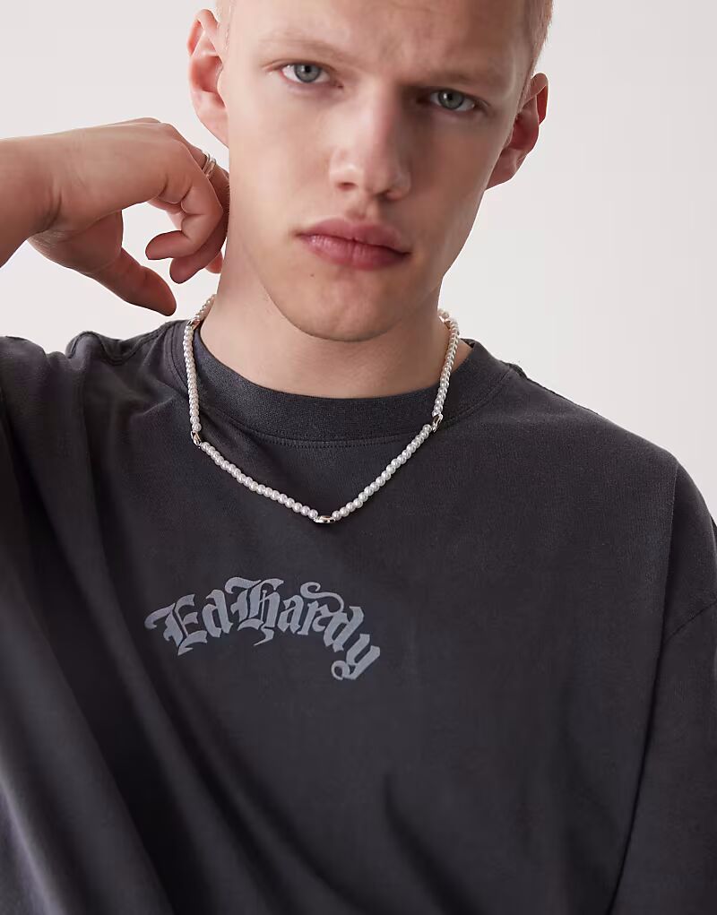 

Ожерелье из жемчуга с подвесками из металлических ракушек в серебре Faded Future