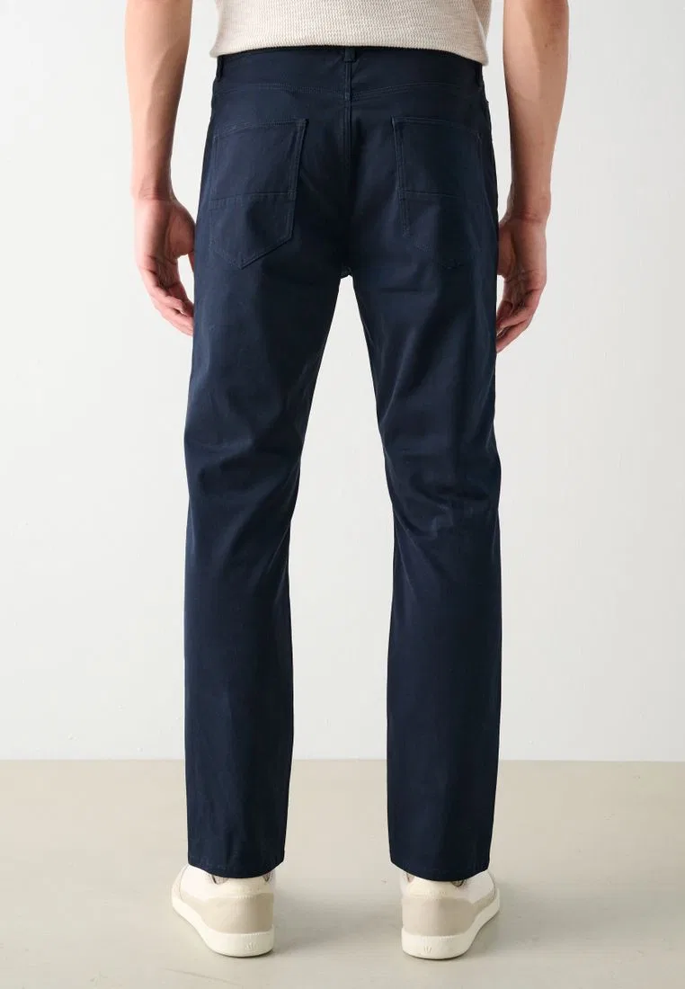Брюки, мягкие на ощупь, 5 карманов, Slim Fit Next, темно-синий — фото 2