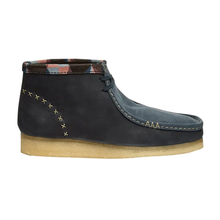 

Ботинки Clarks END. x Wallabee Boot Artisan Craft Pack - Navy Interest, синий