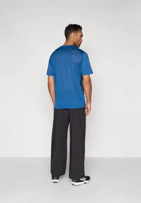 Спортивные штаны Adidas z.n.e. woven tracksuit bottoms Adidas Sportswear, черный — фото 3