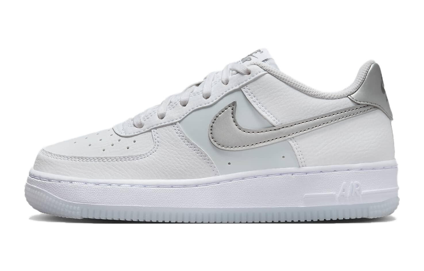 

Кроссовки для скейтбординга Nike Air Force 1 Kids, White