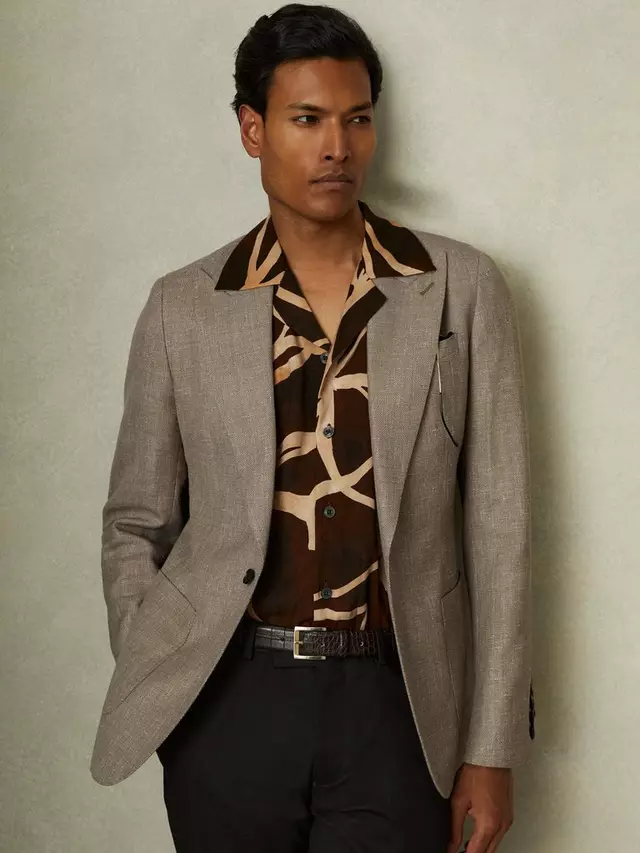 

Блейзер Reiss Clutch Wool Blend Textured Slub Single Breasted, цвет mid brown