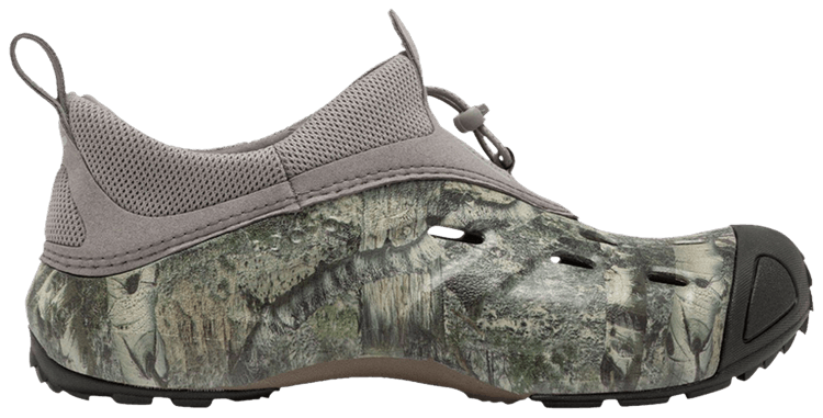 

Кроссовки Crocs Mossy Oak Elements x Quick Trail Low 'Walnut', коричневый